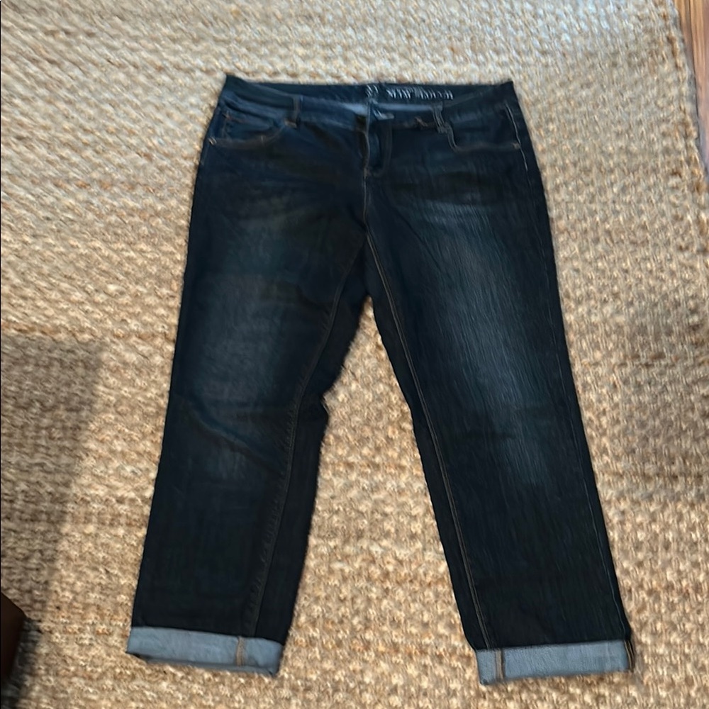New York & Company Boyfriend Slim Slouch Women Jeans RARE Size 10